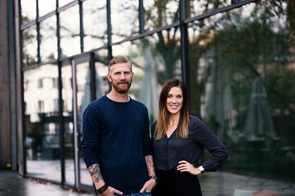 Det här blogginlägget skrevs av gästförfattarna Erica Hellberg och Fredrik Björck. Därför inkluderar vi ett foto på Erica och Fredrik.